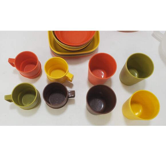 Vintage Tupperware TOYS MINI Party & Serve it Set 20 Piece **NEVER USED** - Picture 3 of 8